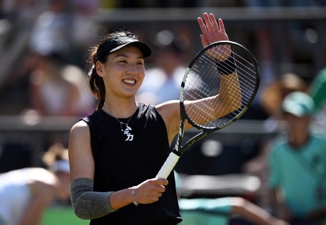 示了外在的 示了外在的