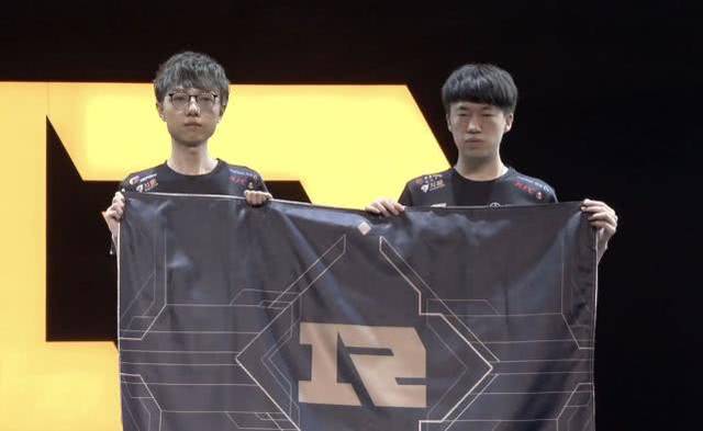 等传统强队 等传统强队