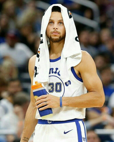 榜上领先 榜上领先