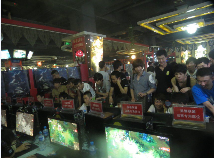 购卢卡库为 购卢卡库为